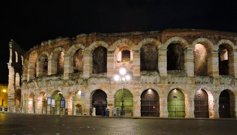 Verona by Night - EAST coast